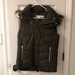 H&M vest.